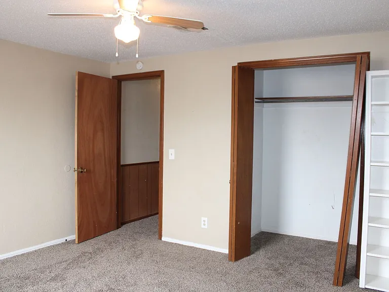 4010 SE 14th Pl — Photo 21