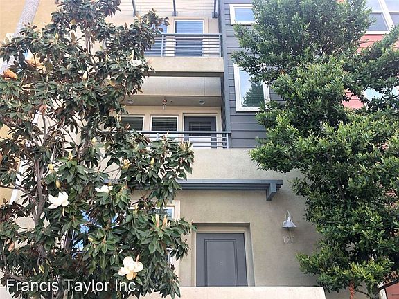 4th image of 211 S Orange St Unit 120