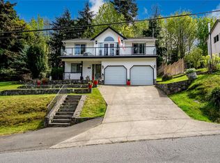 6767 Foreman Heights Dr, Sooke, BC V9Z 0L4