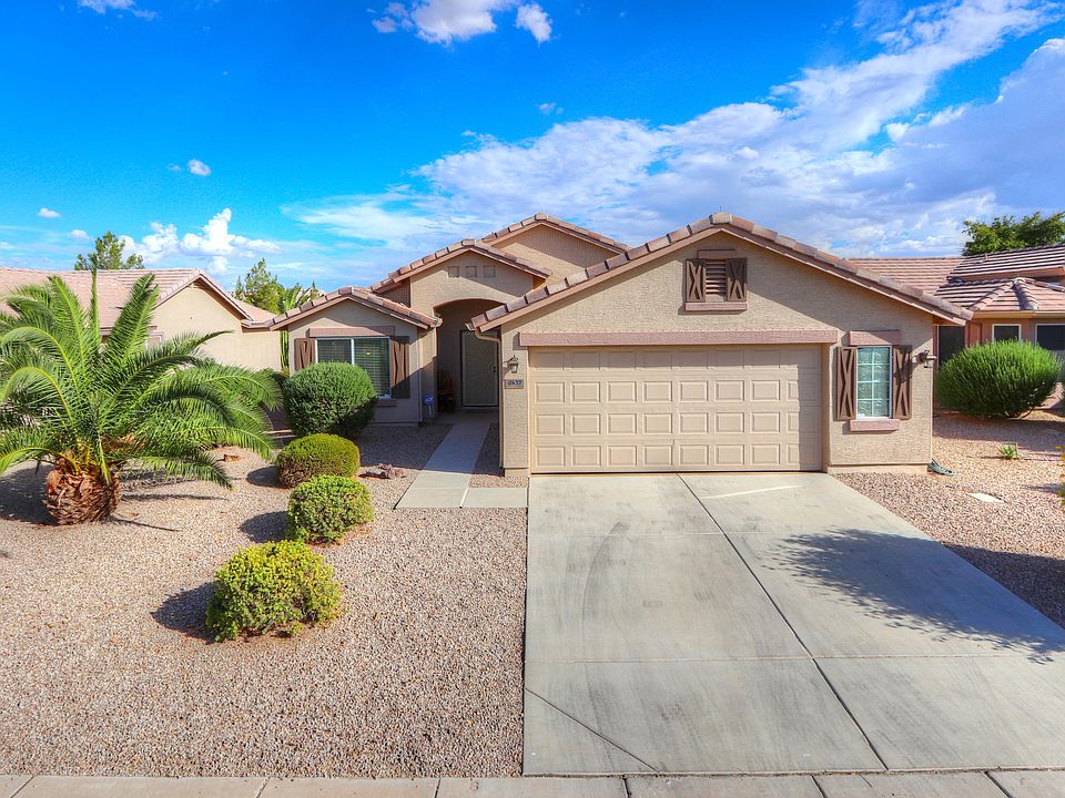 1st image of 2437 E Antigua Dr