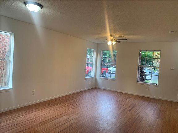 3rd image of 11031 Vista Norte Ct