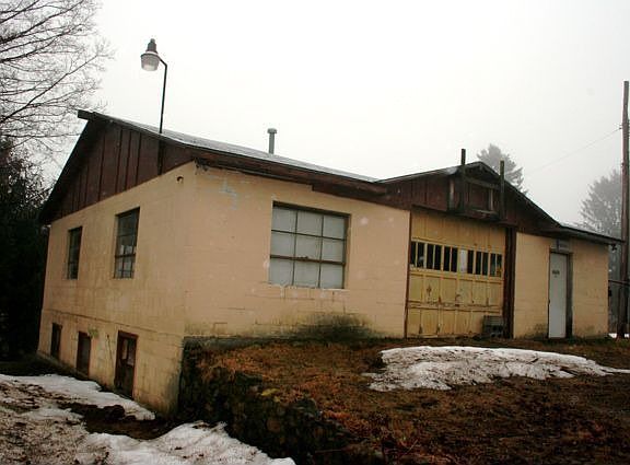 Garage with possible rental