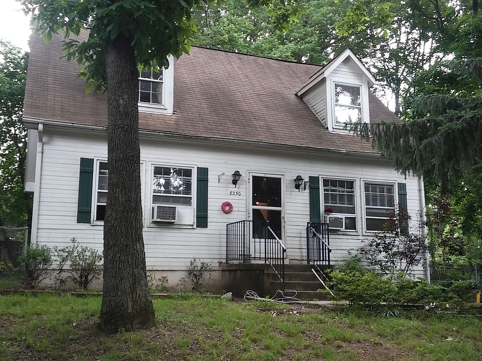 2nd image of 8250 Saint Marys Ln