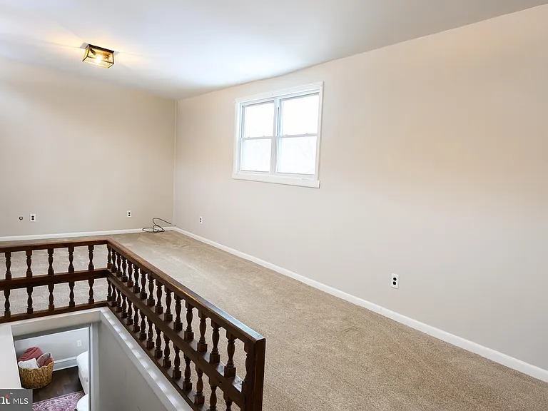 220 Balligomingo Rd — Photo 16