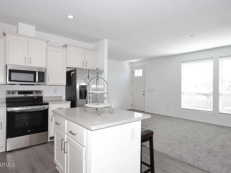 13004 N 19th Pl — Photo 12