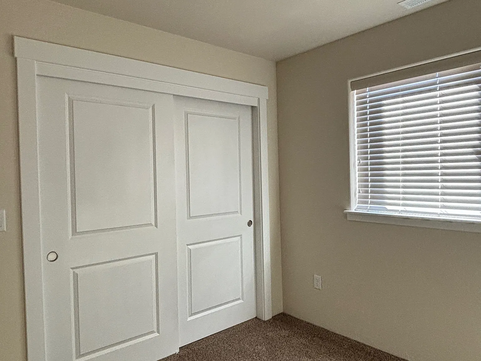 3211 Ramie Ln — Photo 3
