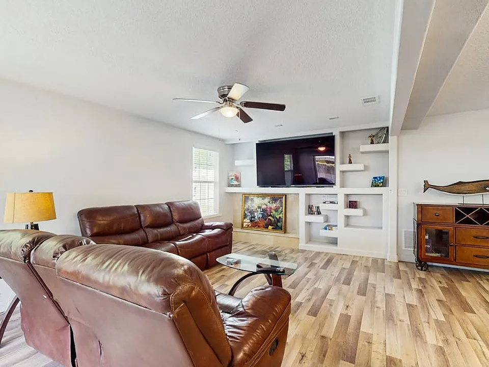 1129 Danny Dr #ID1591530P