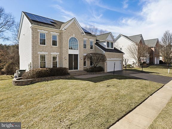 3rd image of 10208 Sweetwood Ave