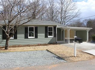 114 Wisconsin Ave, Elkin, NC 28621