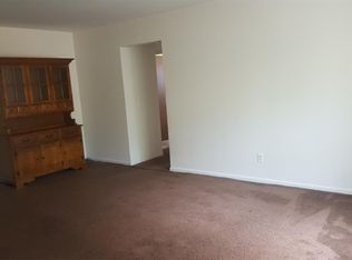 17620 Mack Ave APT 13, Grosse Pointe, MI 48230