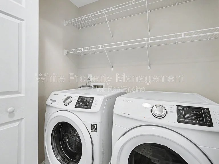 1820 Meadow Crossing Dr — Photo 20