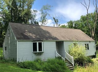 317 Francis Rd, Pittsburgh, PA 15239