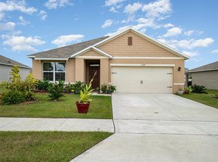 2597 Grand Central Ave, Tavares, FL 32778