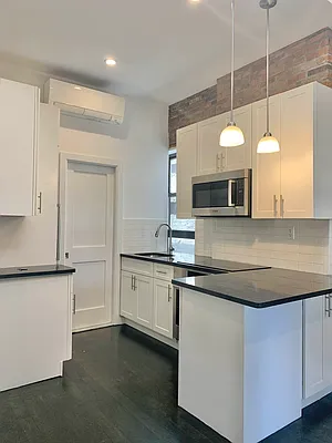 Rented by Oxford Property Group | media 2