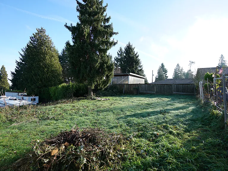 10730 Myers Way S #2 — Photo 25