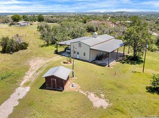 715 Waring Welfare Rd, Comfort, TX 78013