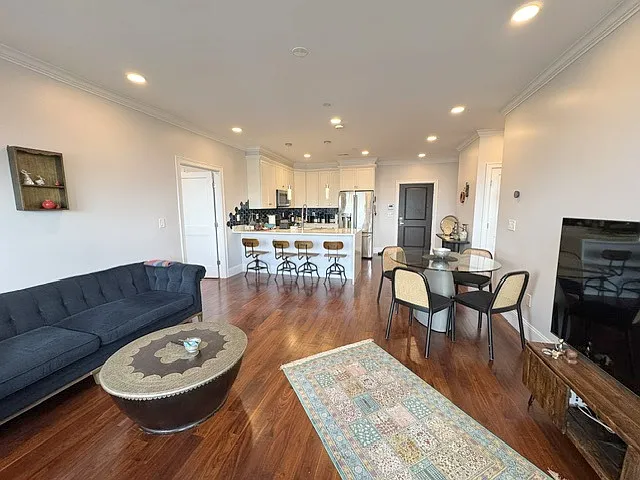 87 Medford St #309 — Photo 3