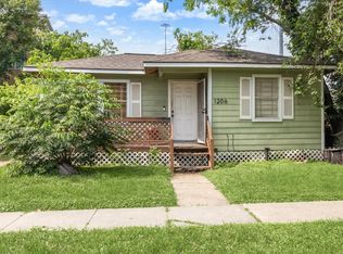 1206 Shearn St, Houston, TX 77007