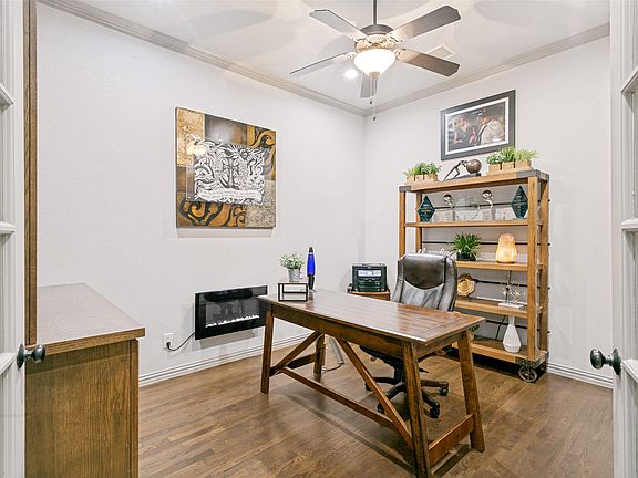 3rd image of 4436 Timber Crest Ct