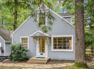 4175 Creek Dr, New Buffalo, MI 49117