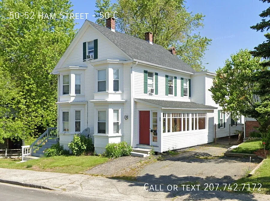 First Floor Two Bedroom close to Downtown Dover — Photo 2