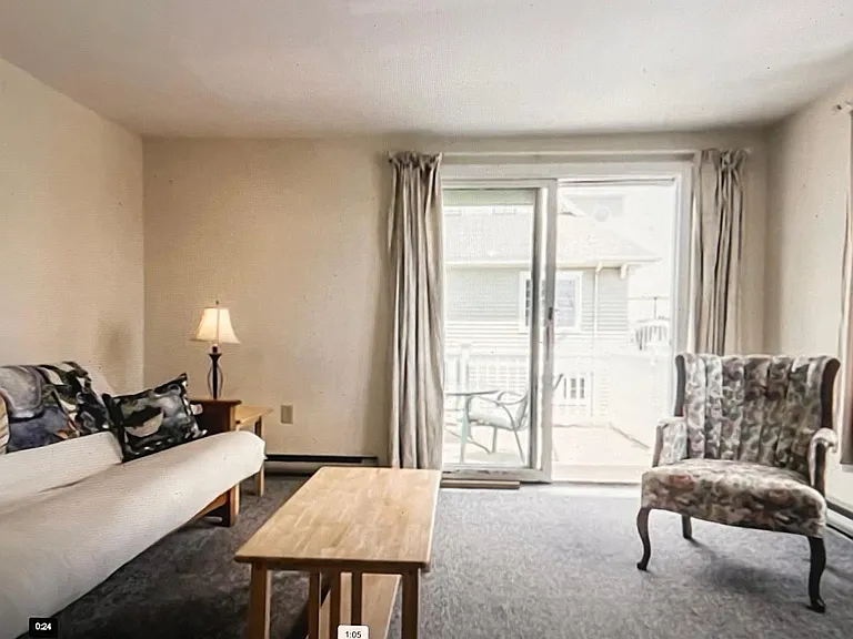 72 Oceanside Dr #2 — Photo 7