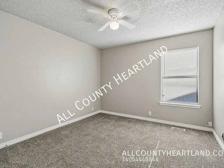 217 Cypress Dr — Photo 14