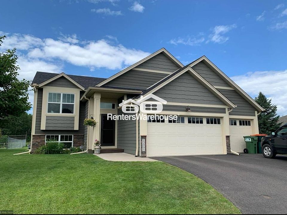 1st image of 12005 Urbank Cir NE