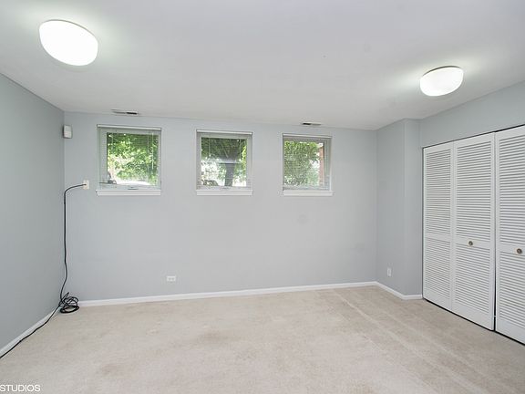 5th image of 3439 N Lawndale Ave