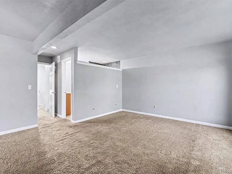 9472 W Utah Pl — Photo 17