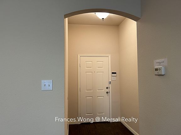 2nd image of 3921 Big Thicket Dr
