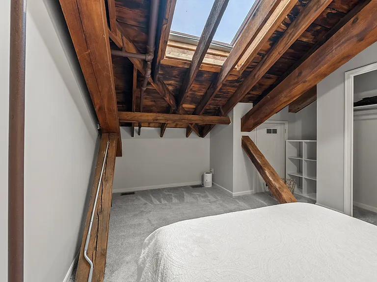 544 S Front St #315 — Photo 23