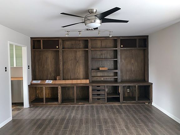 3rd image of 1309 Lawson Ave