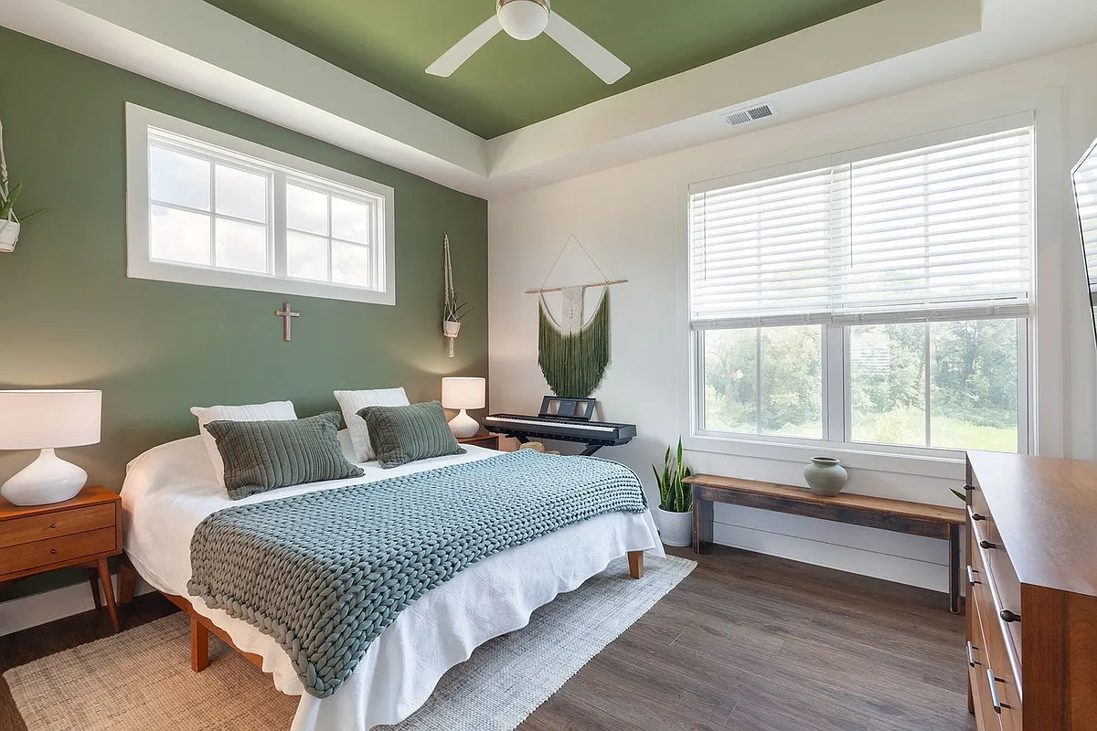Building Photo - 1210 Zebrawood Ct SE