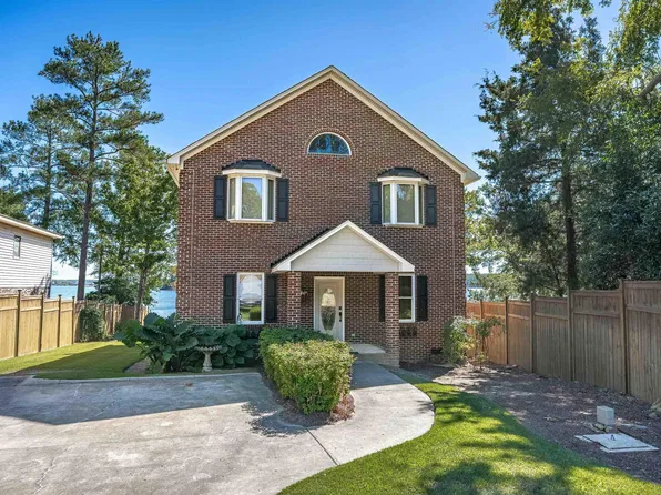 1111 Nature Ln, Gilbert, SC 29054