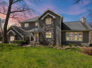 4917 Foxfire Trl, Middleton, WI 53562