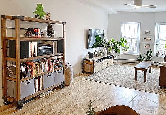 2nd image of 1496 Bedford Ave APT 3D