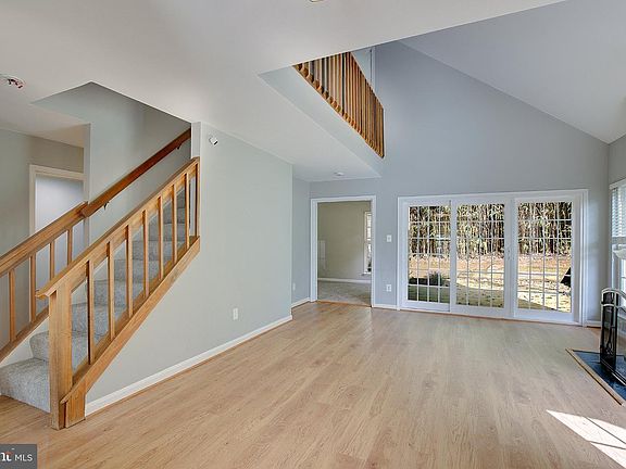 5th image of 908 Windwhisper Ln