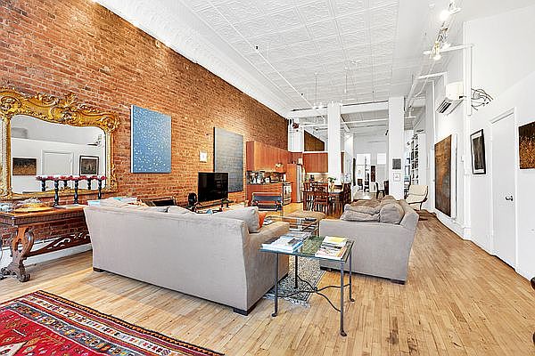 1st image of 81 Murray St APT 2