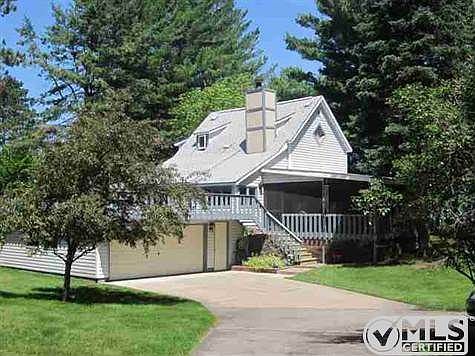 1st image of 293 Lakewood Ln