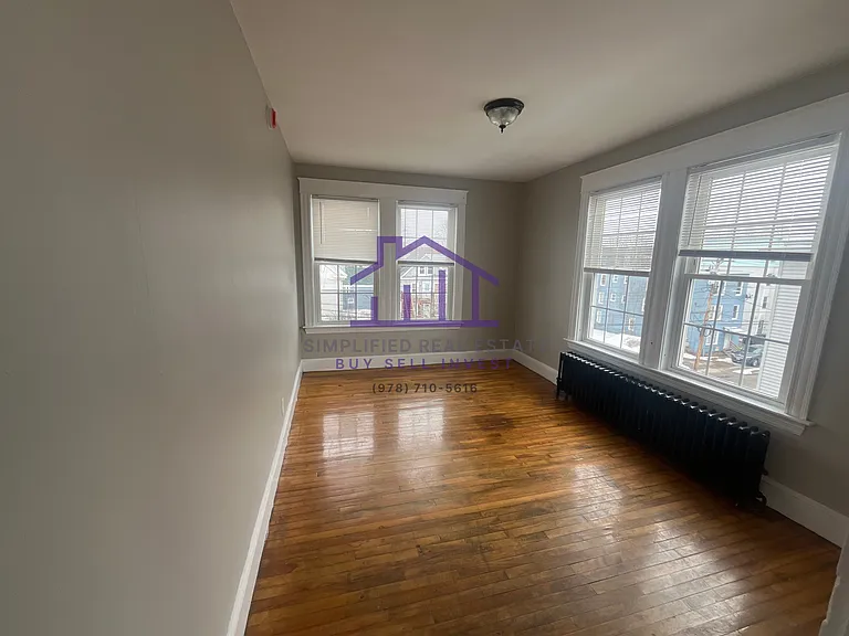 141-143 Bartlett St #141-3 — Photo 6
