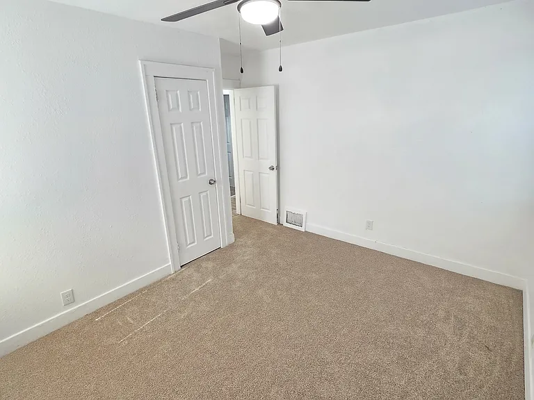 15111 Lesure St — Photo 19