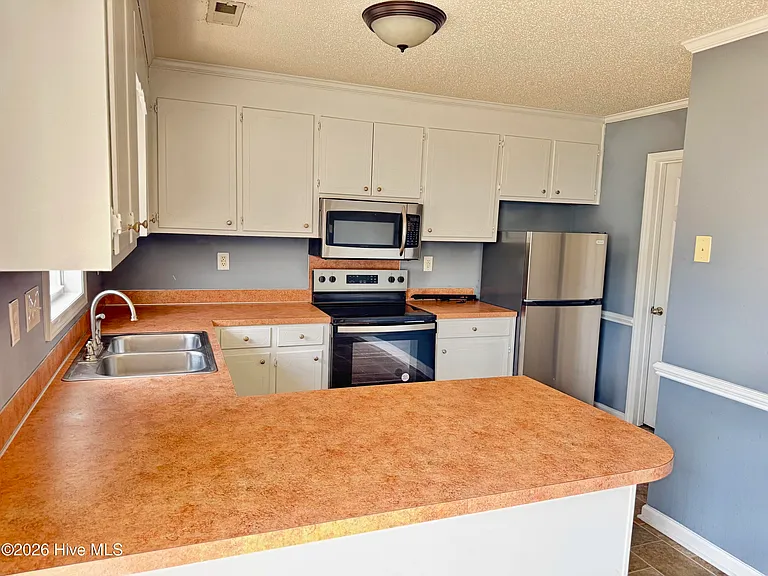1205 Cross Creek Cir #B6 — Photo 6