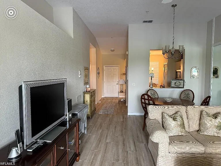 2290 Carrington Ct #202 — Photo 7