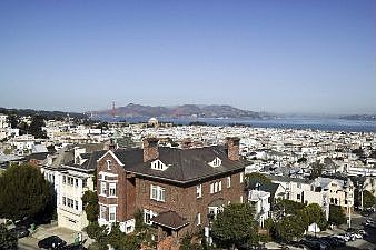 View :: 2295 Vallejo St., #202