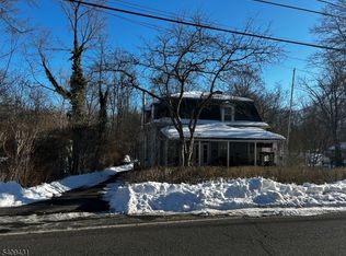 471 River Rd, Chatham, NJ 07928