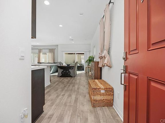 3rd image of 5441 Meridian Pl