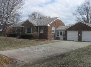 44840 Brockton Ave, Sterling Heights, MI 48314