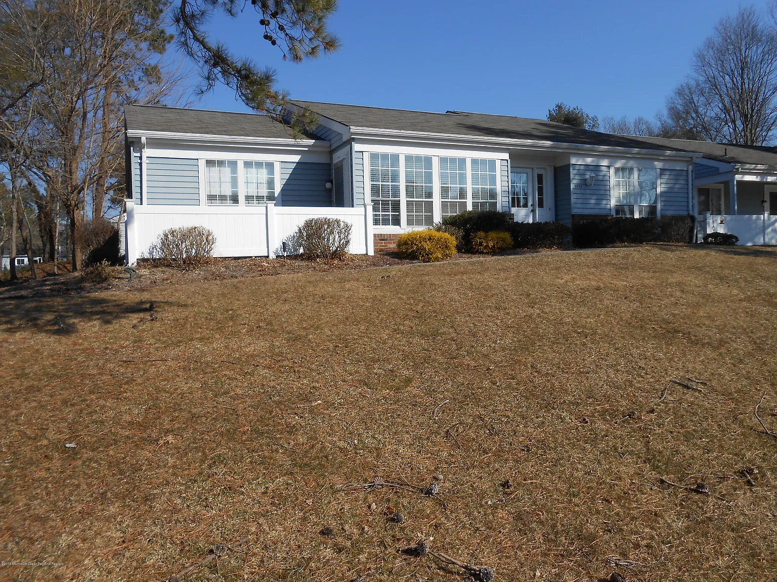 592A Burtons Ct photo 1
