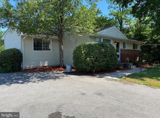 9815 Piscataway Rd, Clinton, MD 20735